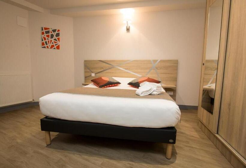 Номер Стандарт, Le Relais Délys