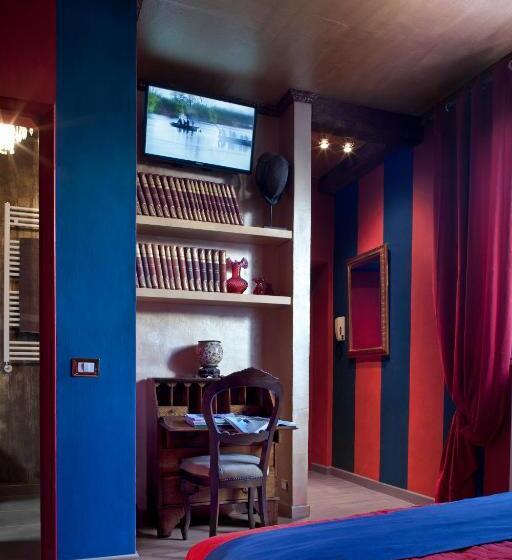 اتاق استاندارد با بالکن, Repubblica Di Oz Rooms