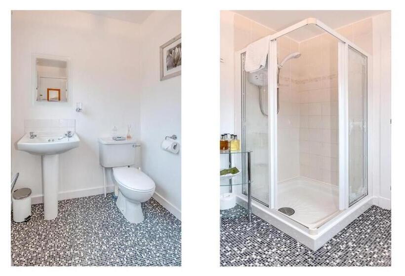 Номер Стандарт, Stables Guest House