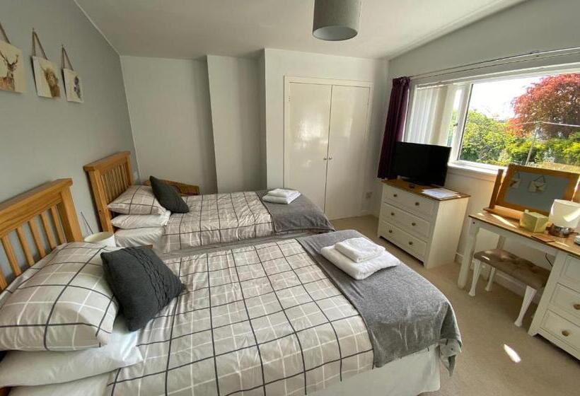 Standardrum, Stables Guest House