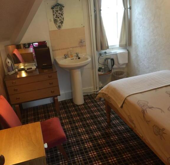 اتاق استاندارد یک تخته با سرویس بهداشتی مشترک, Tanglin Guest House