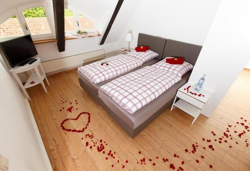Номер Стандарт, Pension Altes Burg