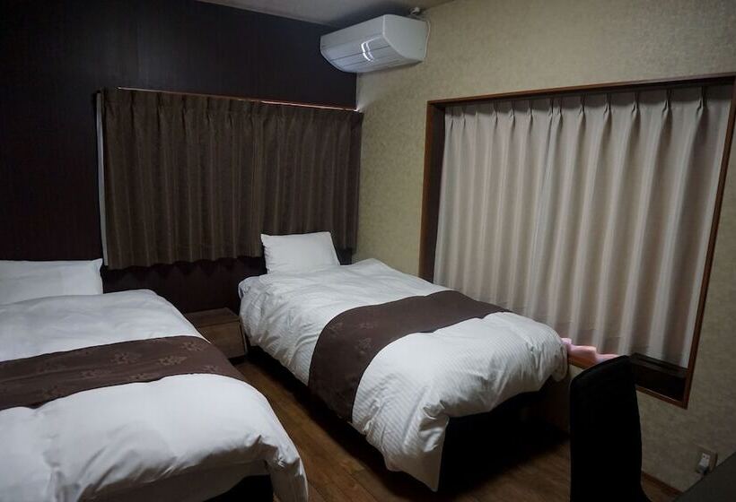 Quarto Estandar, Restaurant & Inn Atsushi  Kanazawa