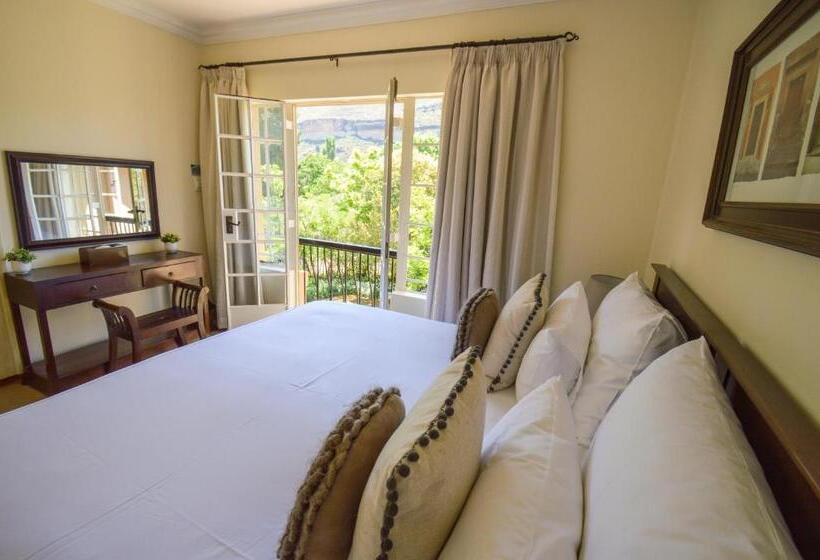Дом 3 Спальни, San Rock Guest House