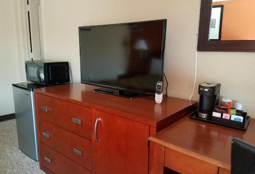 Номер Deluxe, Budget Inn