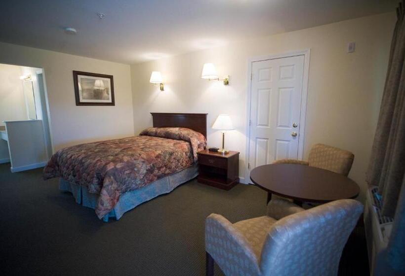 Номер Стандарт, Rangeley Saddleback Inn