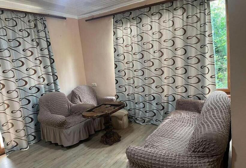 标准间带阳台, Guest House Eco Oldijevan
