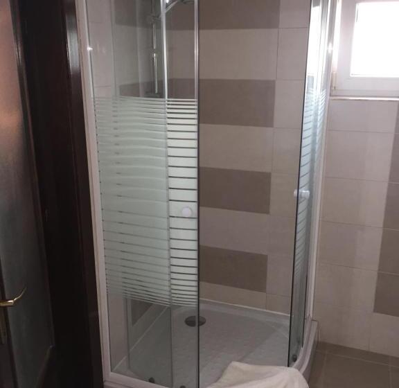 חדר סטנדרט, Pensiunea Flora