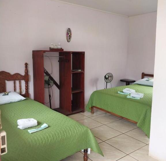 Номер Стандарт Вид на Сад, Posada Rural Oasis