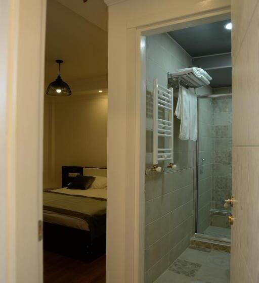 اتاق اکونومی, Guest House Gantiadi