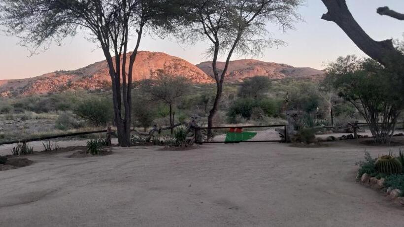 اتاق استاندارد, Camp Mara