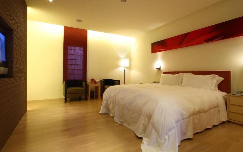 اتاق استاندارد با تخت بزرگ, Elan Motel