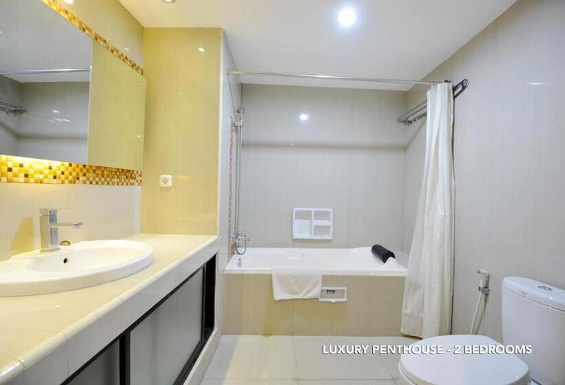 带1个卧室的顶楼公寓, Kasira Residence