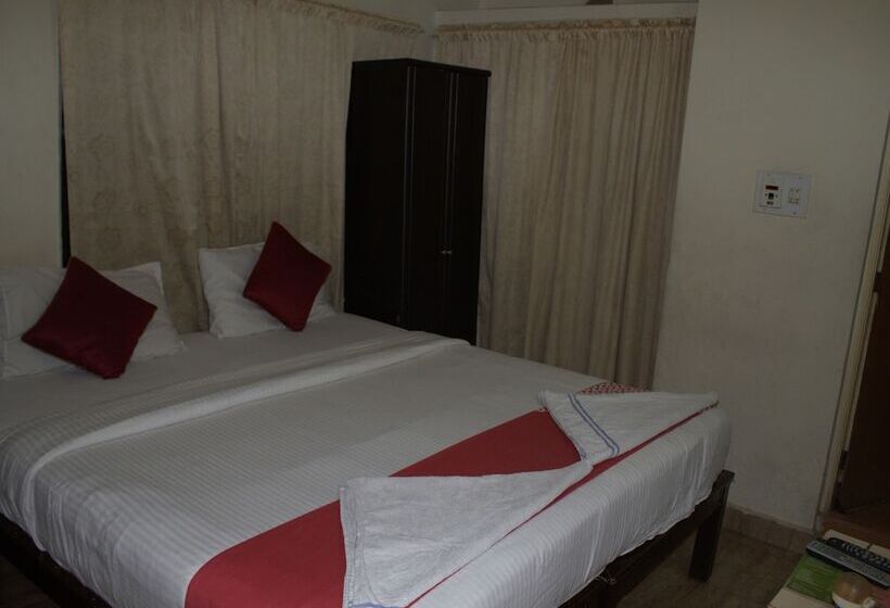 デラックスルーム, Nachis Bnb