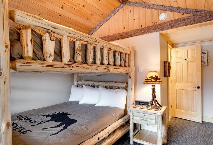 Хижина, Cobble Mountain Lodge