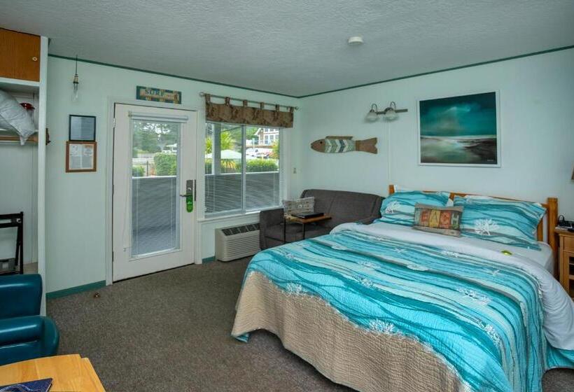 Студия Стандарт, Lanai At The Cove