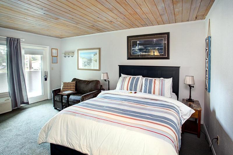 Студия Стандарт, Lanai At The Cove