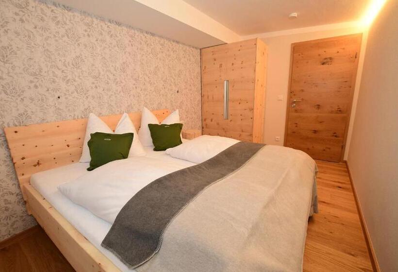 Апартаменты 1 Спальня с Видом, Alp Chalet