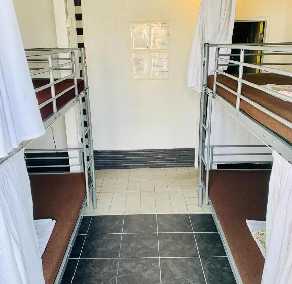 Номер Стандарт Четырехместный Совместный Санузел, Otohaya Guesthouse