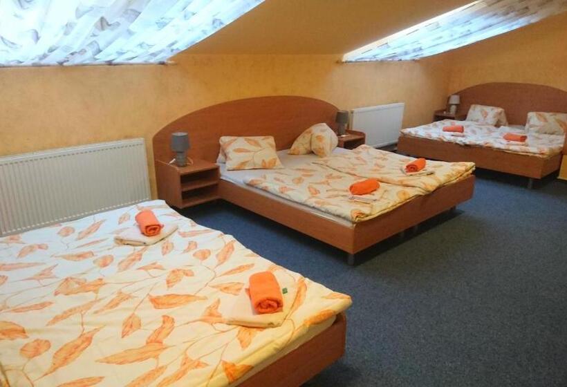 Семейный Номер, Pension Rybářská Bašta