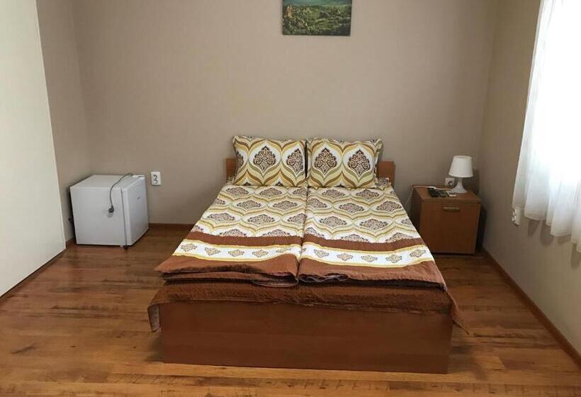 带3个卧室的别墅, Guesthouse Elena