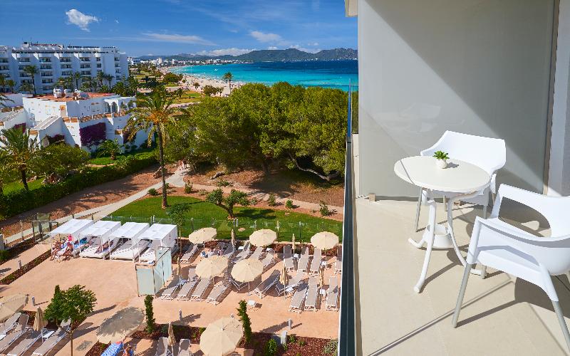 Номер Стандарт Вид на Бассейн, Hipotels Bahia Cala Millor - Adults Only