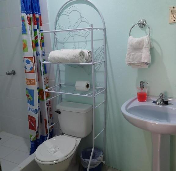 Номер Стандарт Трехместный, Blue Morpho House B&b