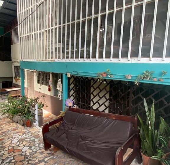 Семейный Номер, Blue Morpho House B&b