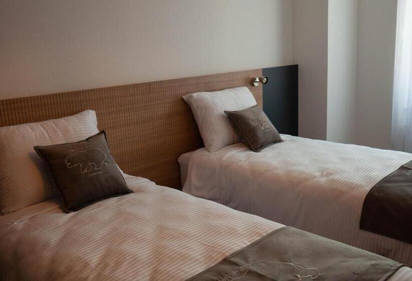 Номер Стандарт, Hôtel De L Ours