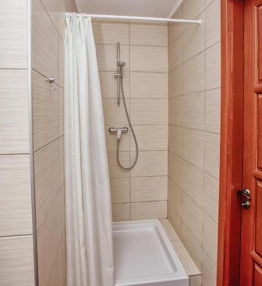 Economy Triple Room, Guest House Arkhistratyg