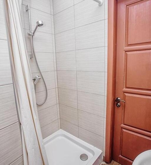 Economy Triple Room, Guest House Arkhistratyg