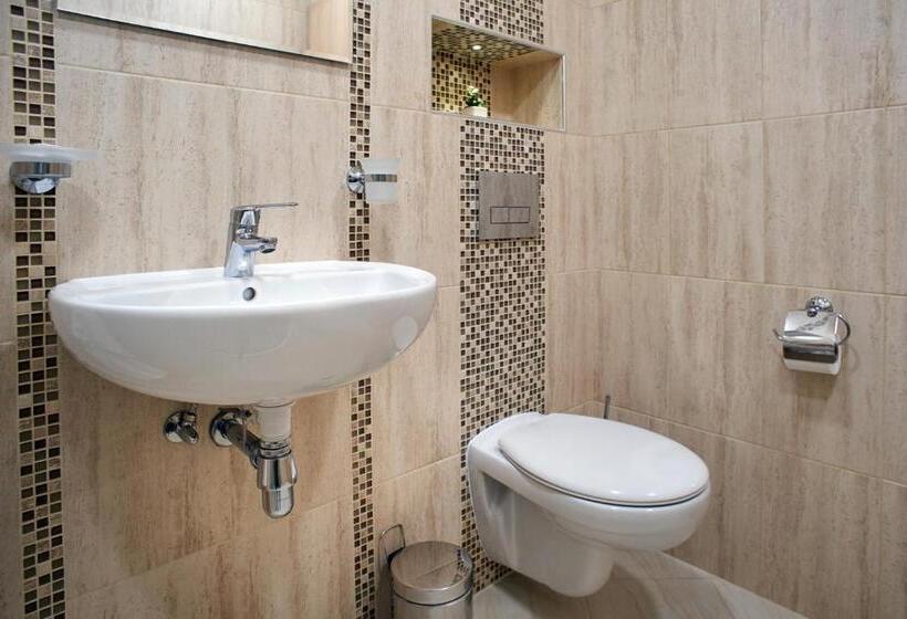 آپارتمان 1 خوابه, Guest Rooms Tsarevets