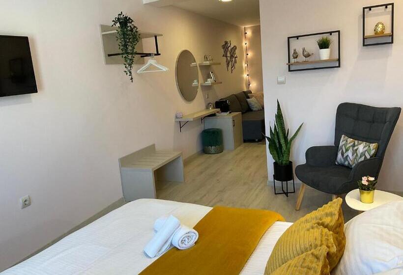 سوییت جونیور, Guest Rooms Tsarevets