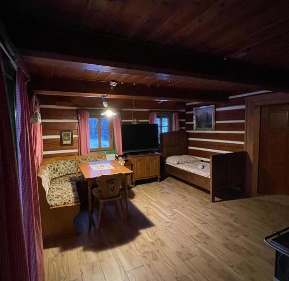 Family Suite, Hepnarova Bouda