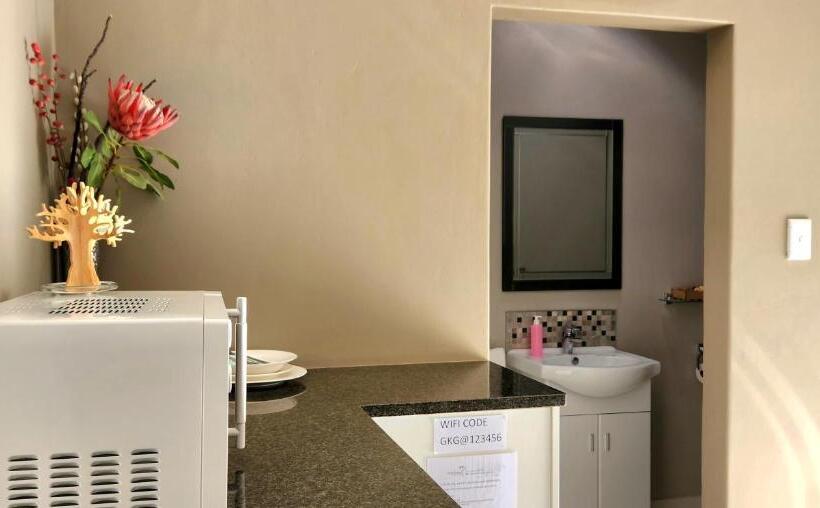 Номер Стандарт, Green Kalahari Guesthouse