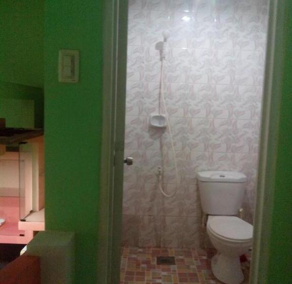 스탠다드 방갈로, Gomez Guest House