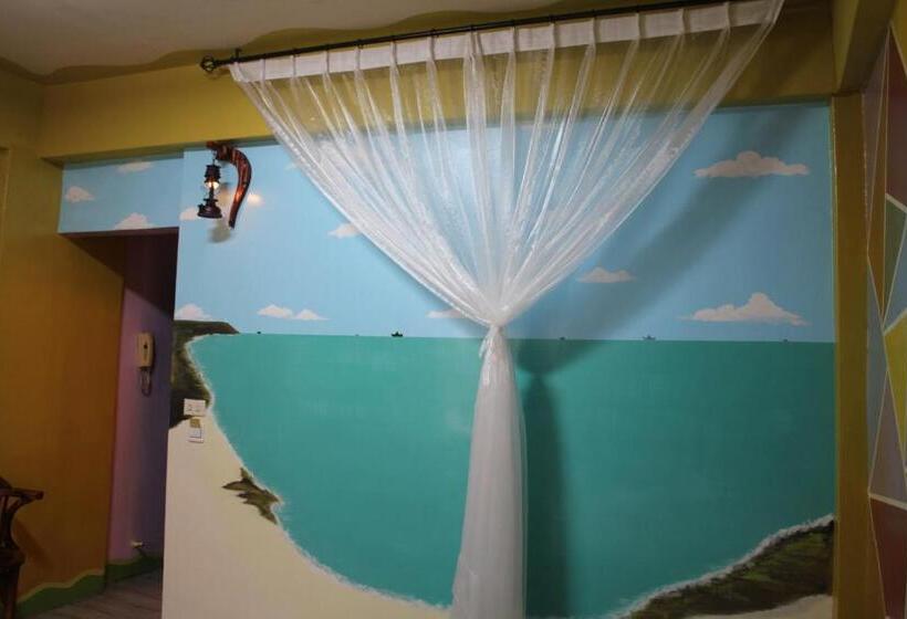 اتاق استاندارد, Hi Young Castle