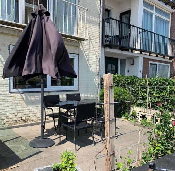 Номер Стандарт с Балконом, El Sol Zandvoort 2