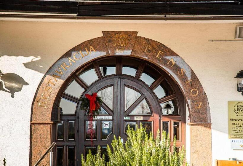 سوییت خانوادگی, Guesthouse Leski Dvor