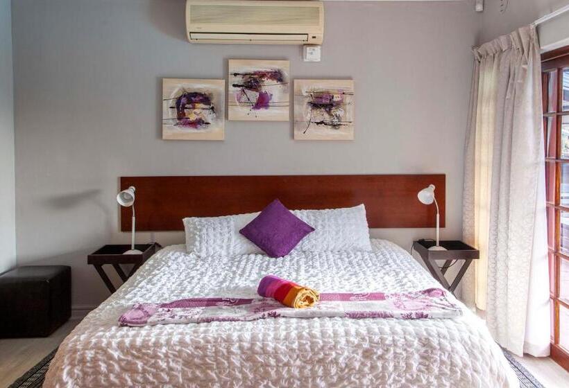 스탠다드 스튜디오, D Urbanmist Self Catering Guest House
