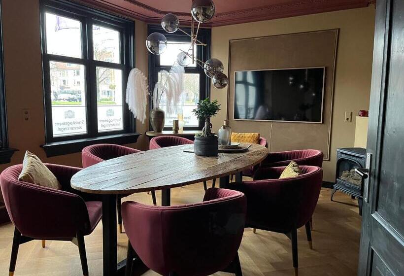 스탠다드 룸, Stadslogement Westersingel