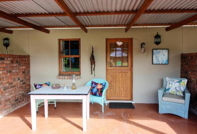 اتاق استاندارد چهار تخته, Lentelus Guesthouse