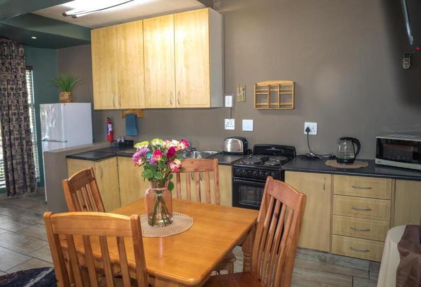 Номер Deluxe, Big 5 Guest House Witbank