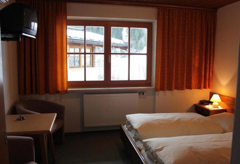 Quarto Estandar, Gästehaus Trude Waltl