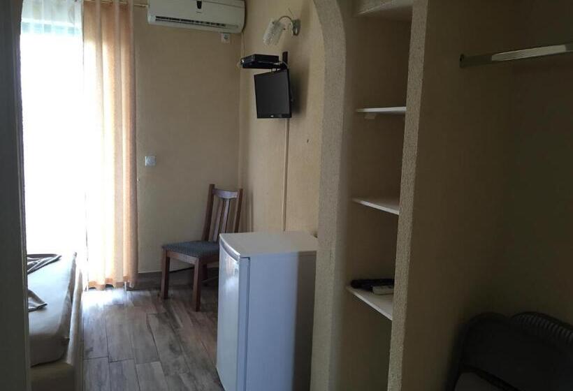 اتاق اکونومی, Guesthouse Liamra