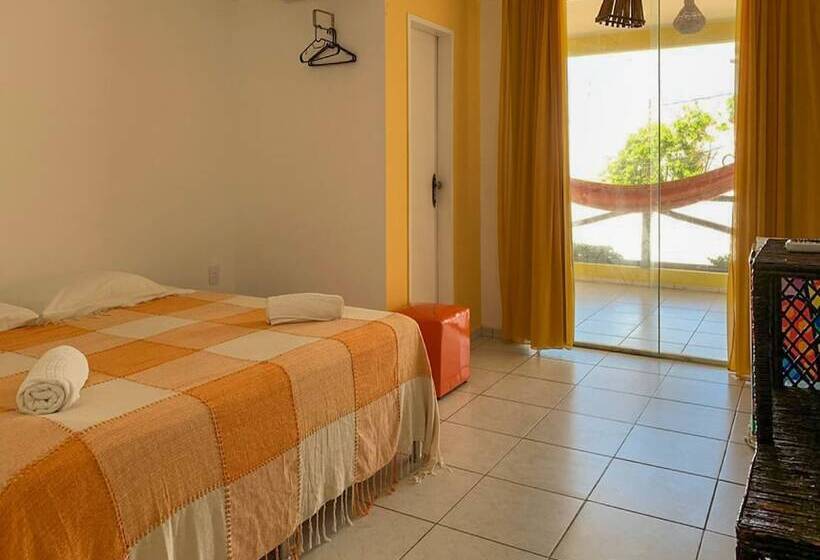 غرفة قياسية رباعية, Pousada A Praia