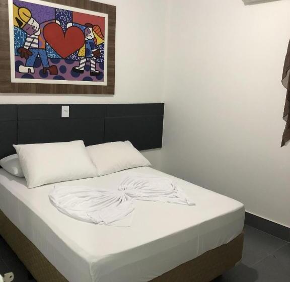 Apartamento 3 Dormitórios, Residencial Flat Debora