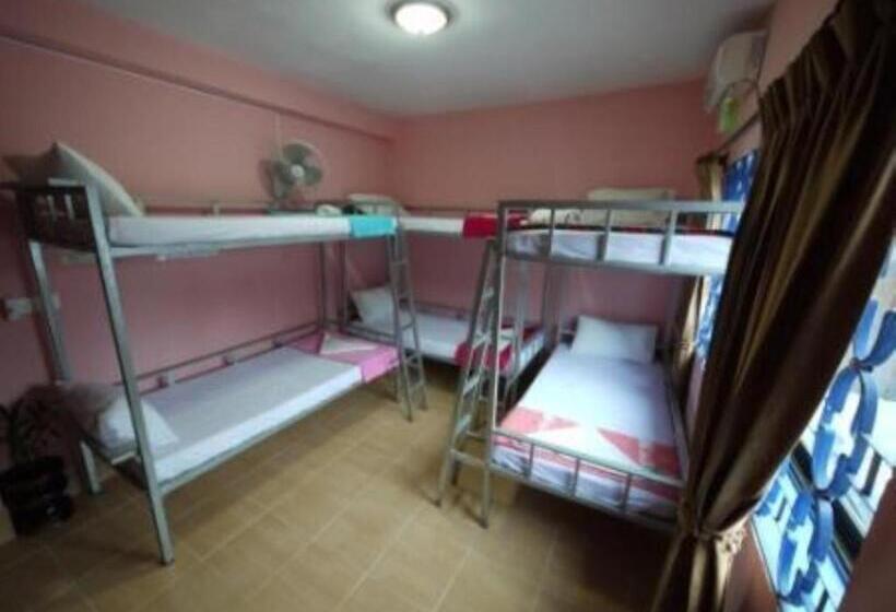 اتاق استاندارد, Bun Kao Guesthouse