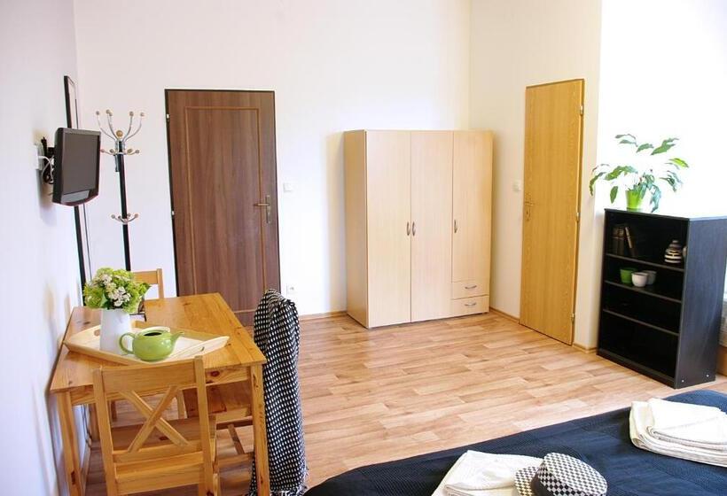 اتاق استاندارد چهار تخته, švihák Lázeňský