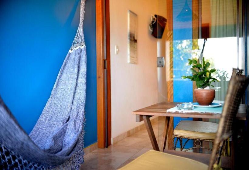غرفة قياسية مطلّة علي البحر مزوَّدة بشُرفة, Pousada E Restaurante O Pescador